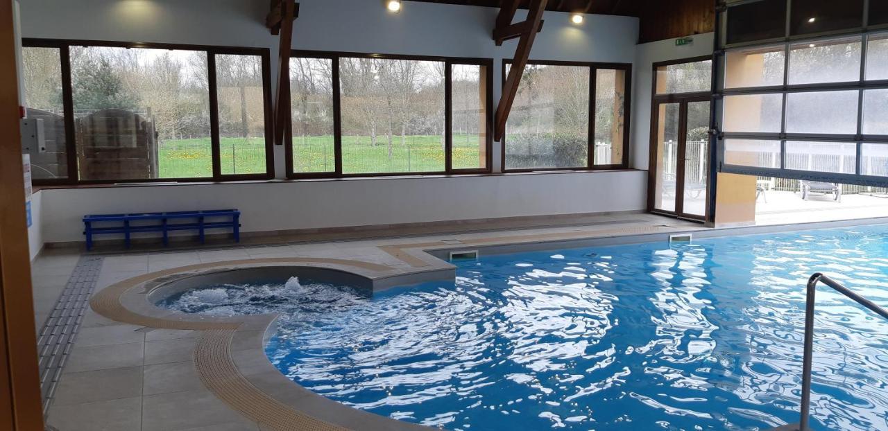Charmant Logement Avec Piscine Bergerac Exterior photo